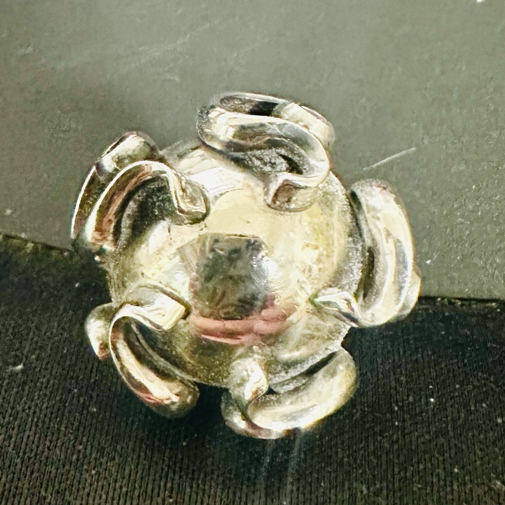 Available!!!Stunning 925 sterling Silver☀️